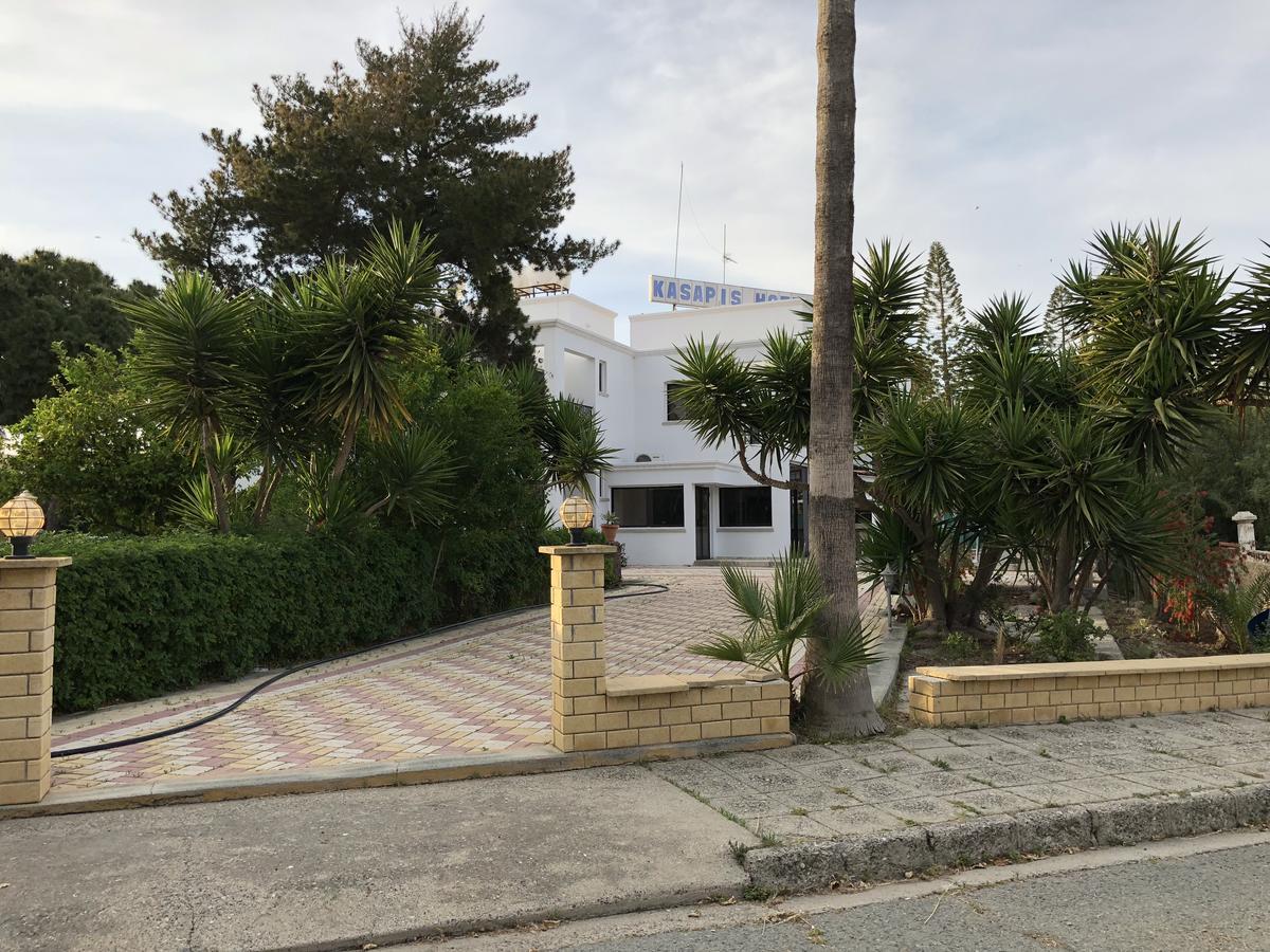 Kasapis Apts ラルナカ エクステリア 写真